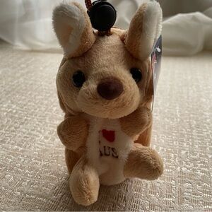 NWT - Kids “I <3 Aus” Kangaroo Pouch